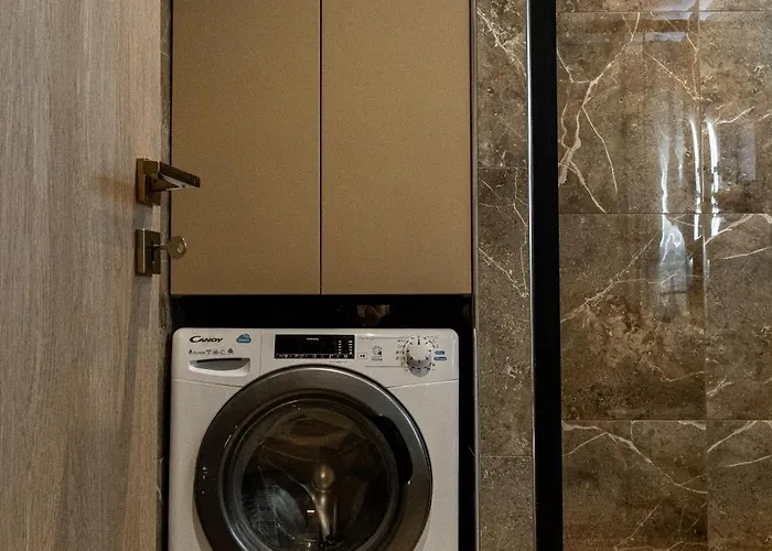 Fa & F Argostoli (Kefalonia)